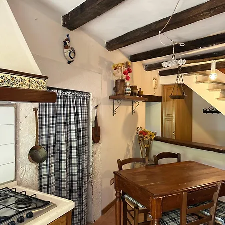 Il Castello - Casa Beatrice Ferienhaus Campo di Giove