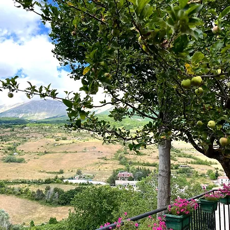 Il Castello - Casa Beatrice Ferienhaus Campo di Giove
